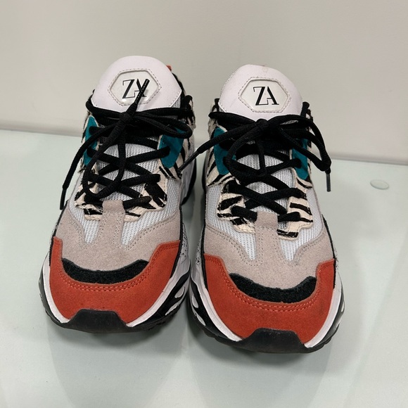 Zara Chunky Court Sneaker with Suede Detail - Picture 3 of 6